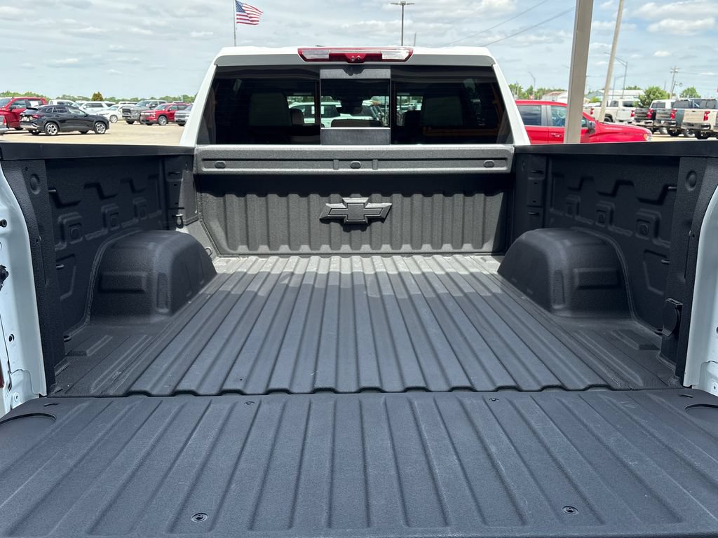 Used 2025 Chevrolet Silverado 1500 ZR2 w/ Technology Package AWD/4WD image 33
