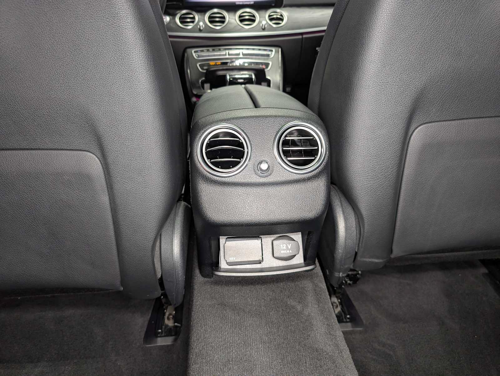 Certified 2019 Mercedes-Benz E 300 4MATIC image 21