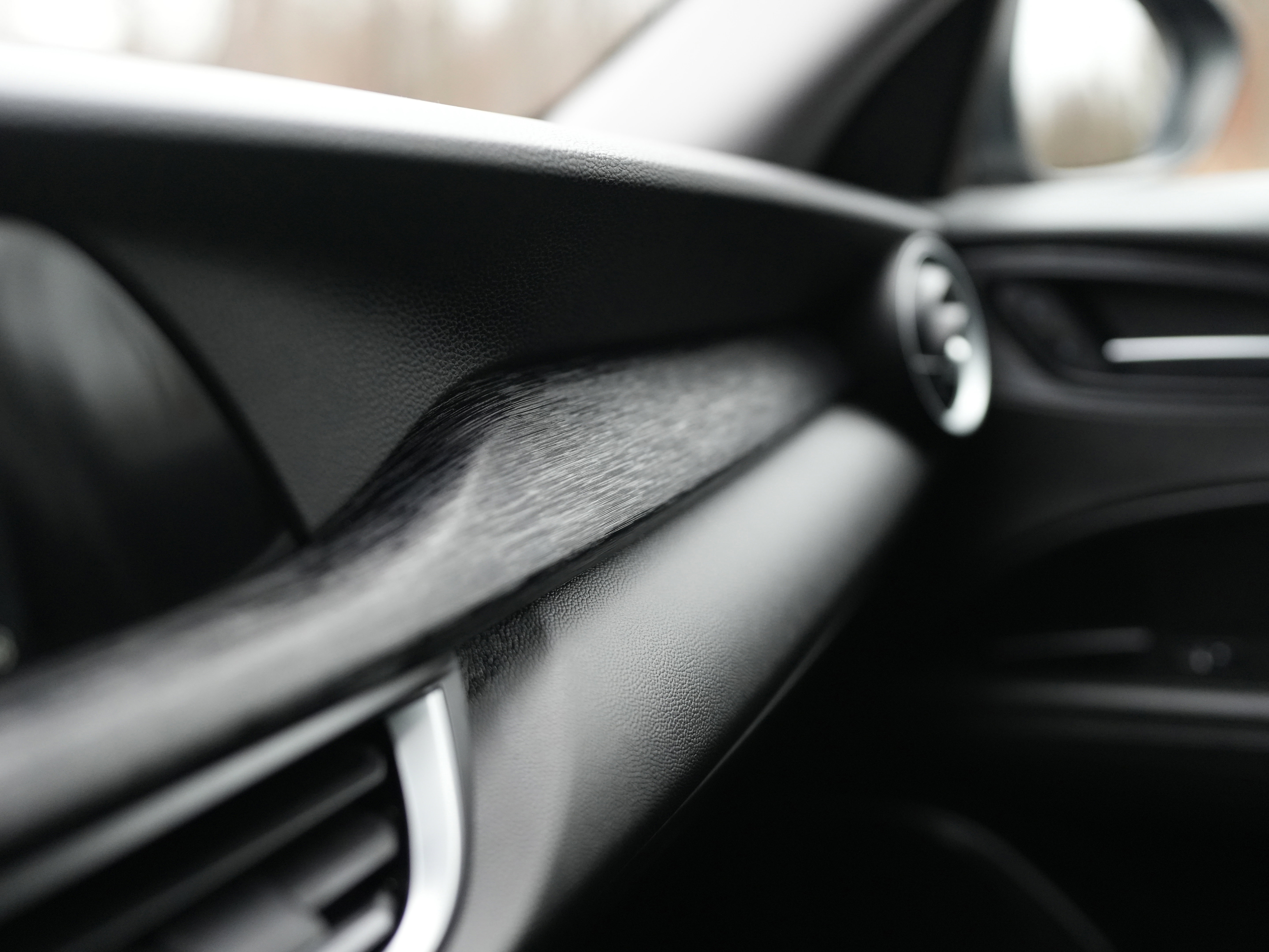 Used 2020 Alfa Romeo Stelvio Sport w/ Cold Weather Package image 31