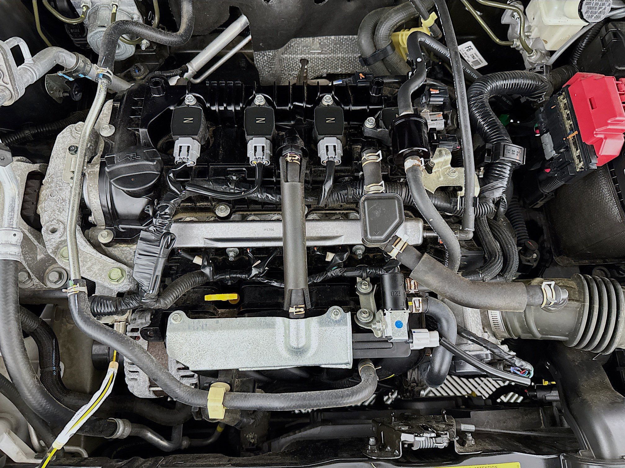 Used 2021 Nissan Kicks S FWD image 37