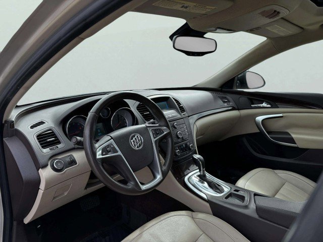 Used 2011 Buick Regal CXL Turbo w/ TO2 Preferred Equipment Group image 20