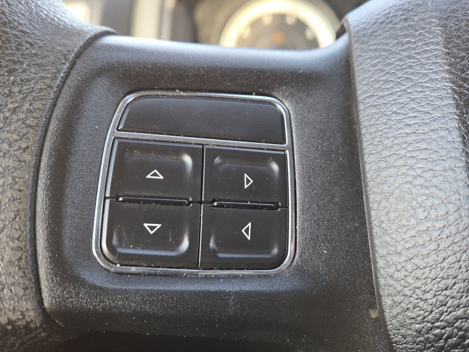 Used 2014 RAM 2500 Tradesman w/ Chrome Appearance Group image 29