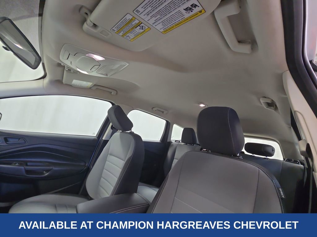 Used 2019 Ford Escape S image 26