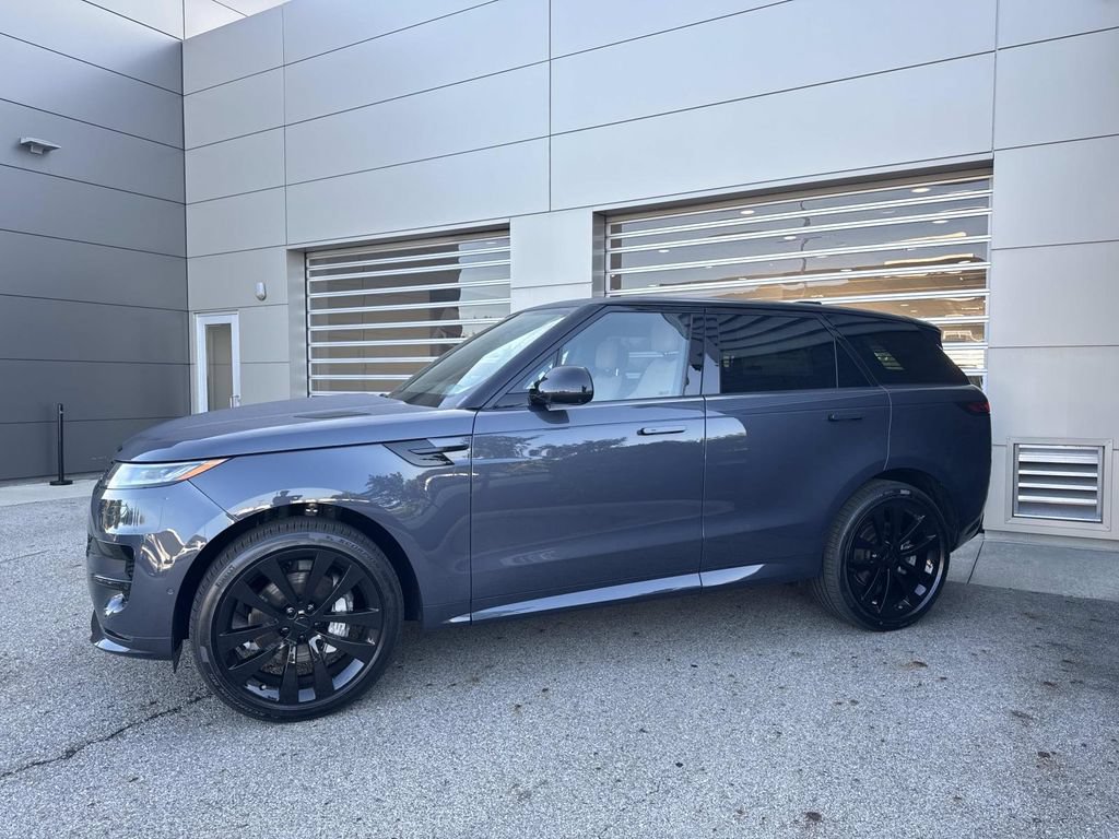 New 2026 Land Rover Range Rover Sport Dynamic SE AWD/4WD image 3