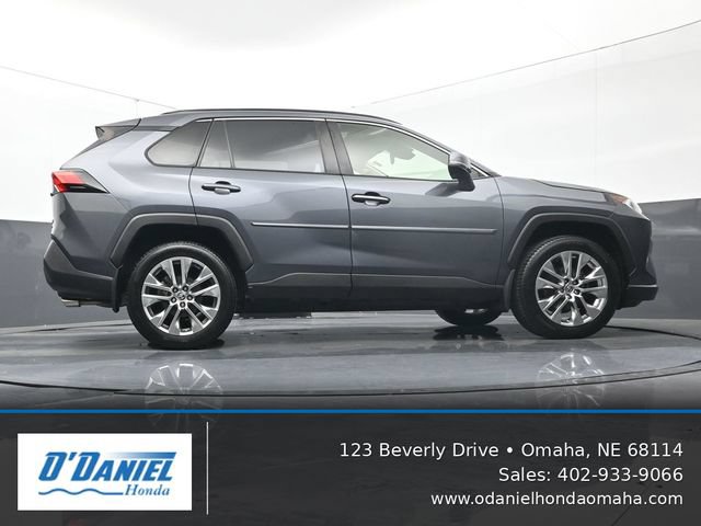 Used 2020 Toyota RAV4 XLE Premium AWD/4WD image 13