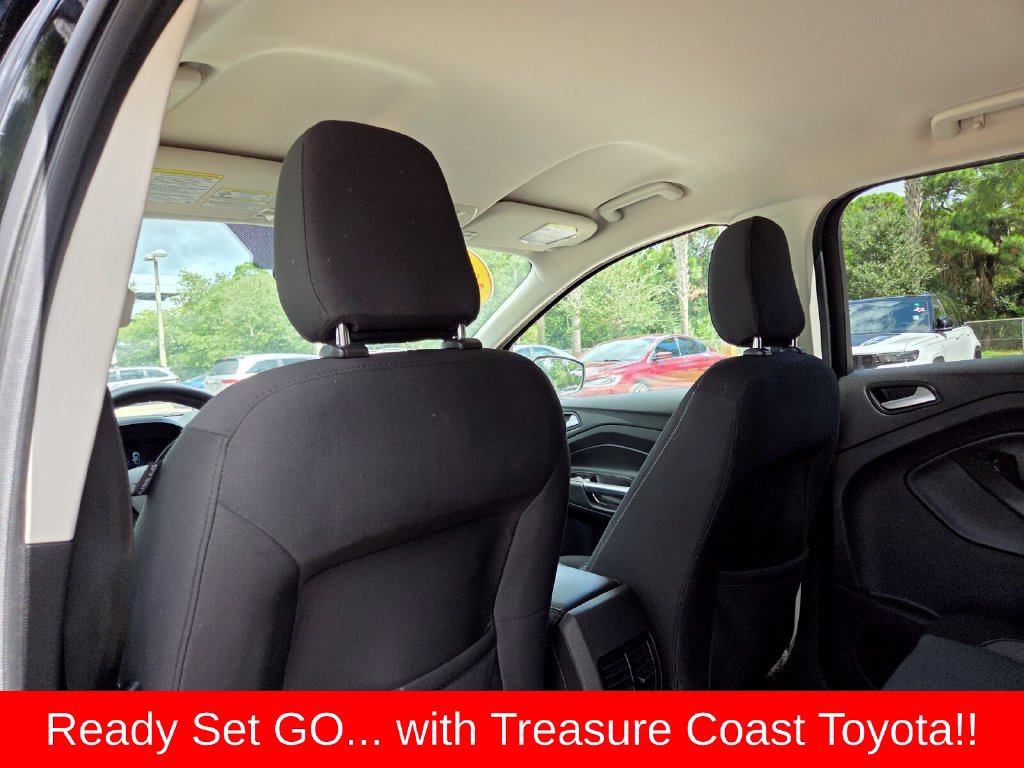 Used 2018 Ford Escape SE w/ SE Sync 3 Package FWD image 24