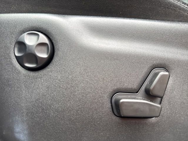 Used 2021 Jeep Grand Cherokee Limited w/ Trailer Tow Group IV image 15