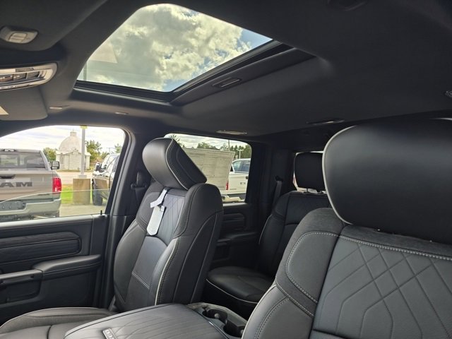 New 2026 RAM 3500 Limited image 28