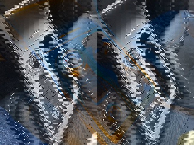 Used 2022 Ford Explorer ST image 18