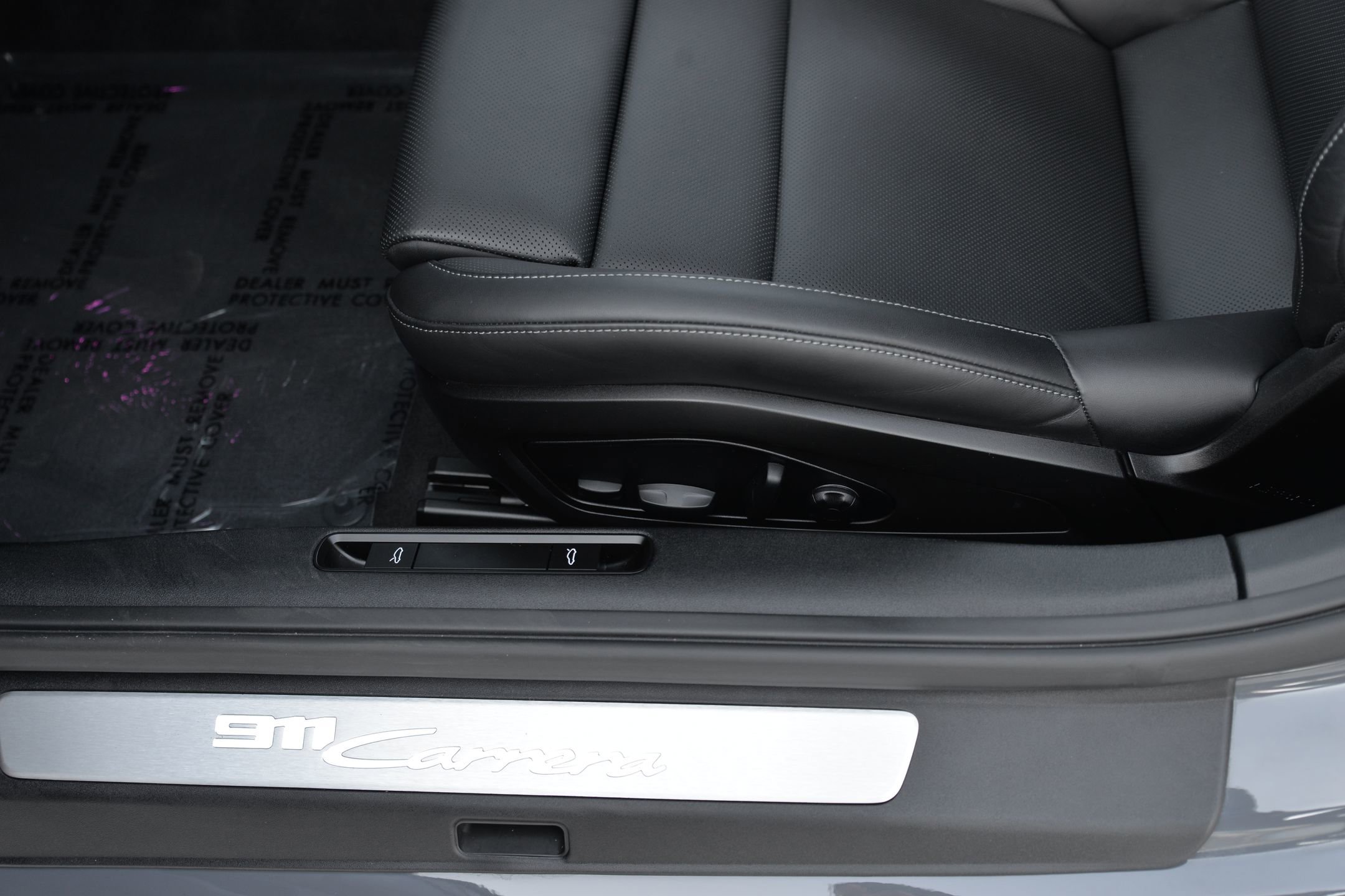 Certified 2025 Porsche 911 Carrera image 23