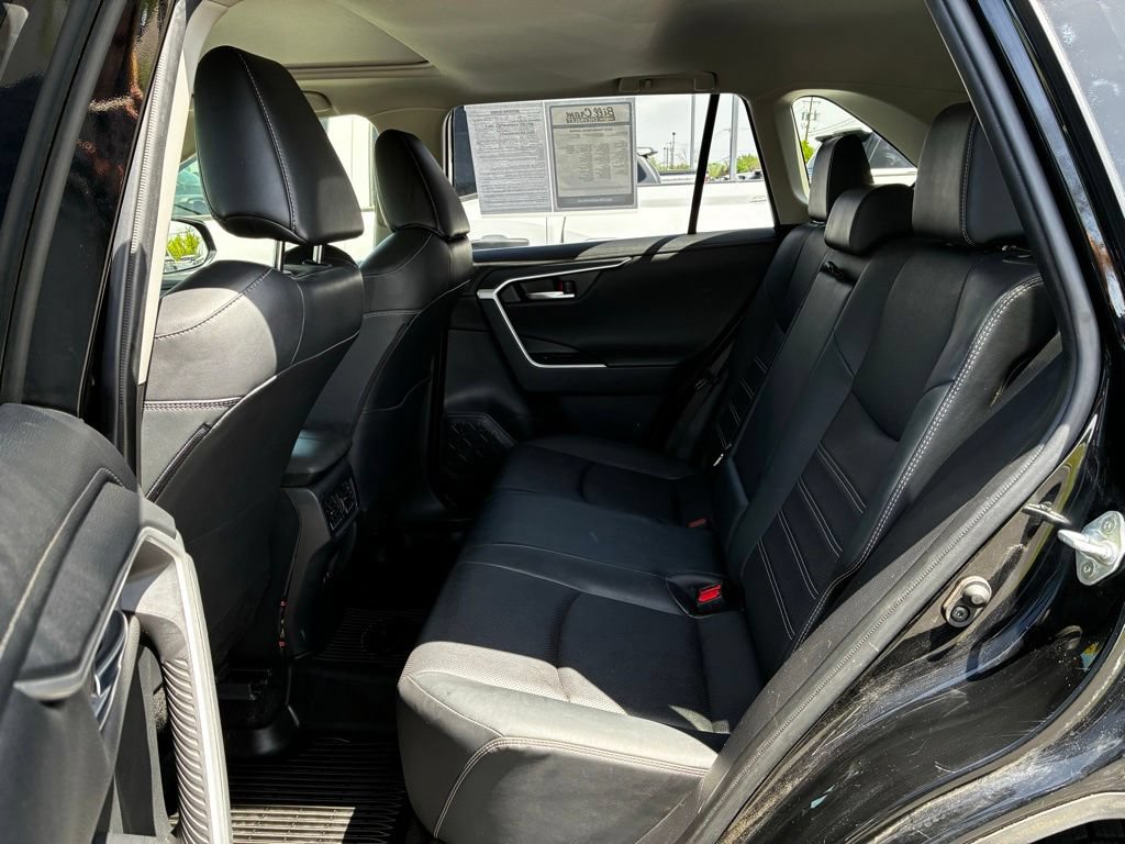 Used 2020 Toyota RAV4 Limited AWD/4WD image 26