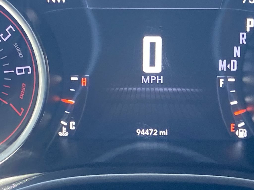 Used 2019 Dodge Challenger SXT RWD image 8