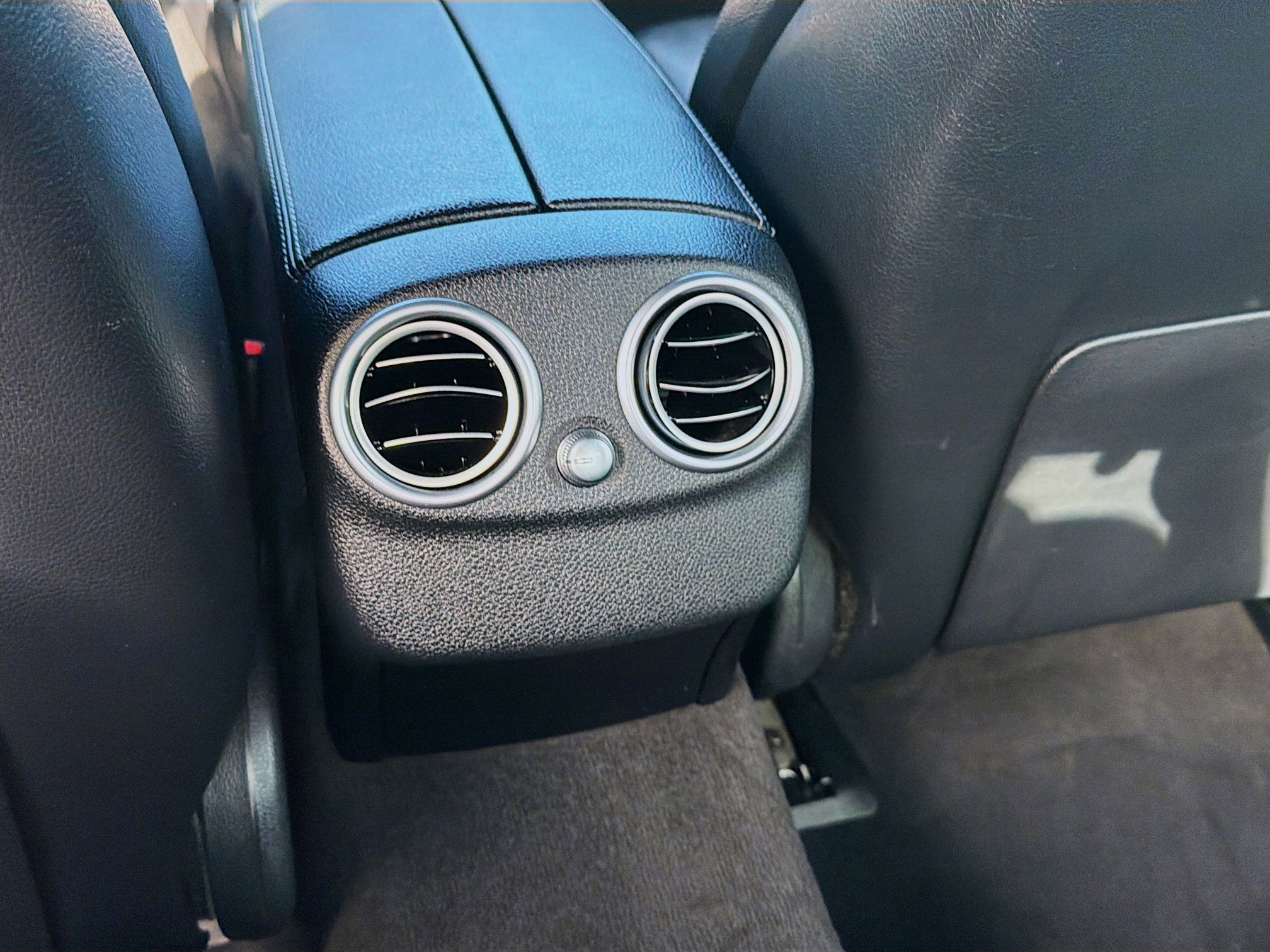 Used 2019 Mercedes-Benz C 300 Sedan image 20