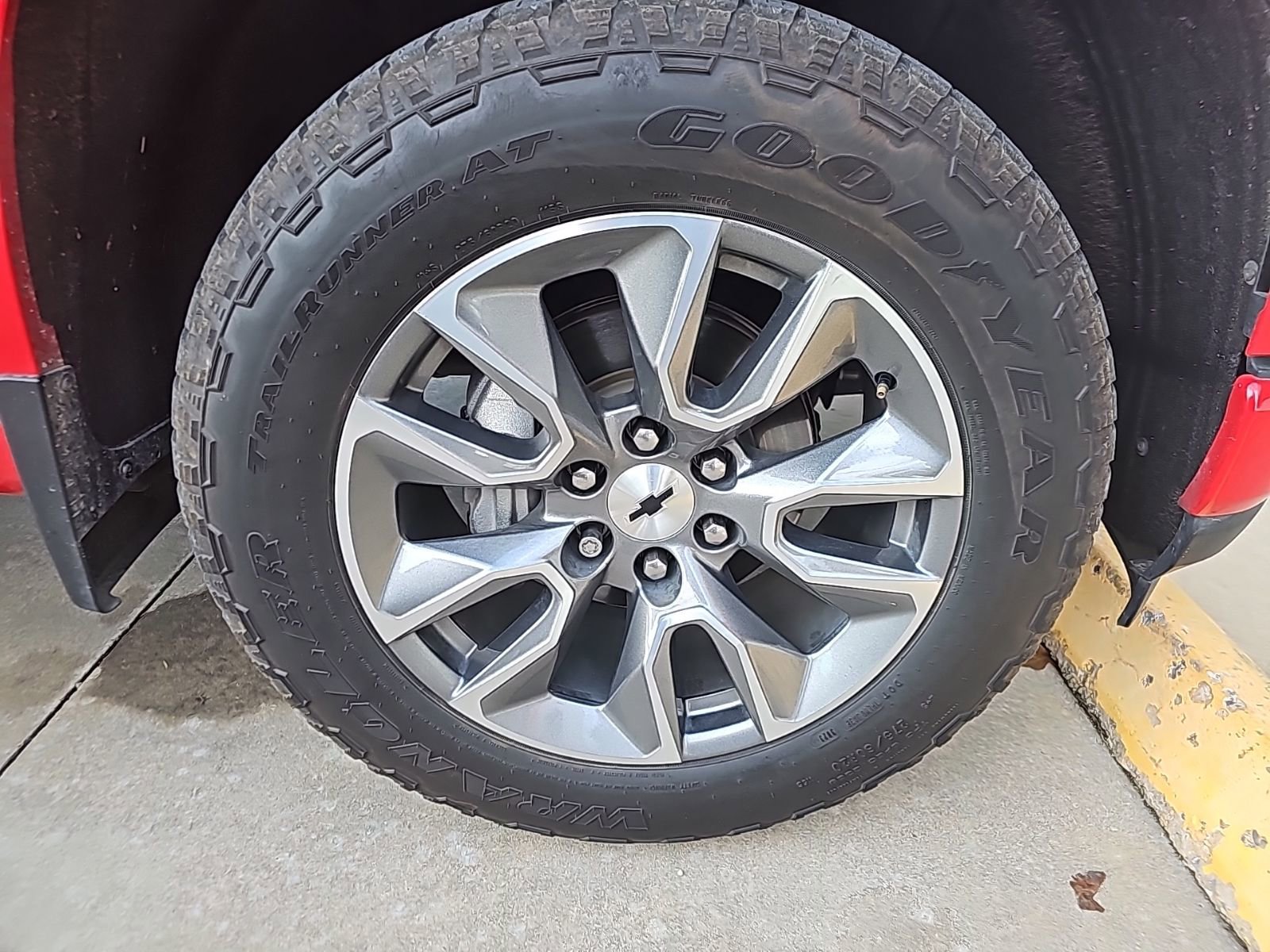 Used 2020 Chevrolet Silverado 1500 RST w/ Texas Edition image 8