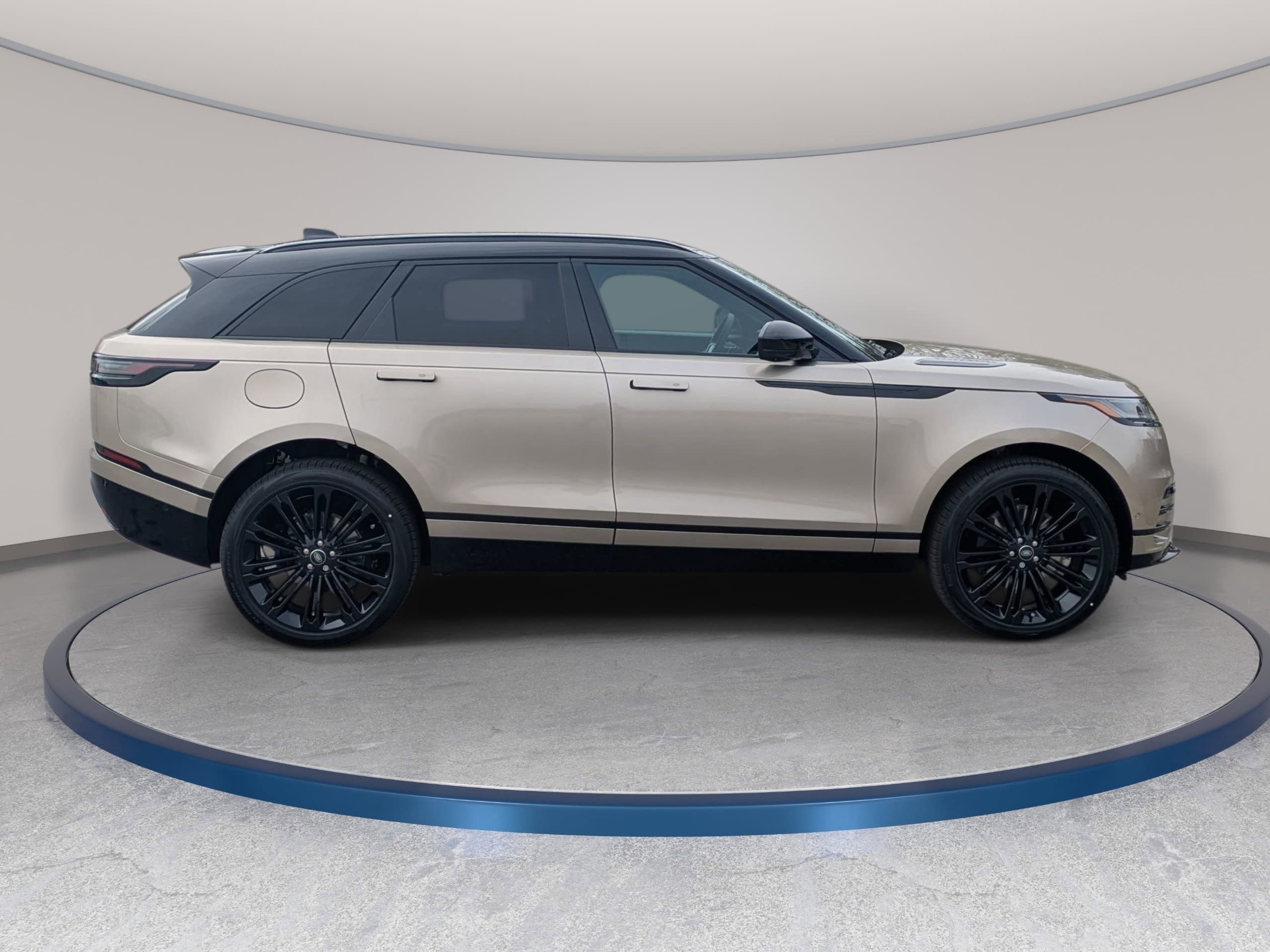 New 2026 Land Rover Range Rover Velar Dynamic SE AWD/4WD image 4