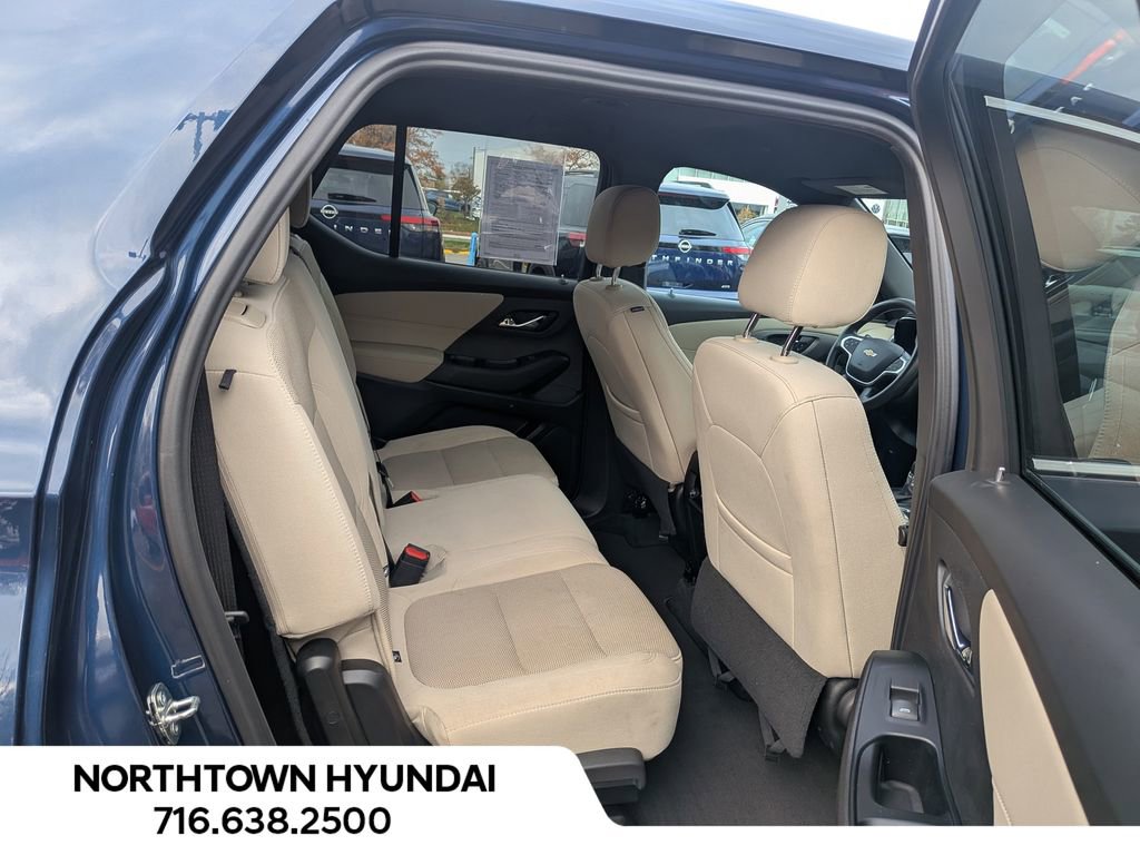 Used 2023 Chevrolet Traverse LS w/ Safety Package image 37