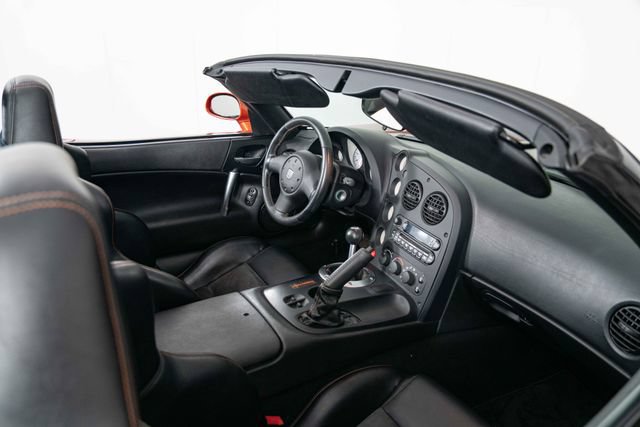 Used 2005 Dodge Viper SRT-10 w/ Copperhead Edition Group RWD image 26