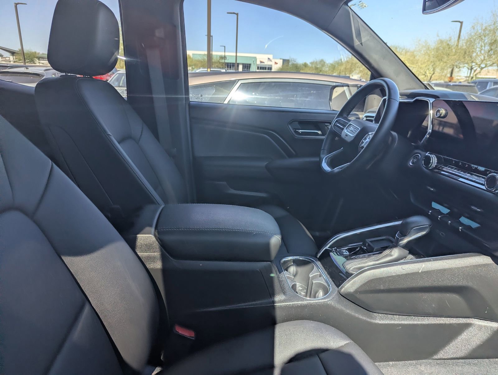 Used 2023 GMC Canyon Elevation w/ Elevation Premium Package RWD image 6