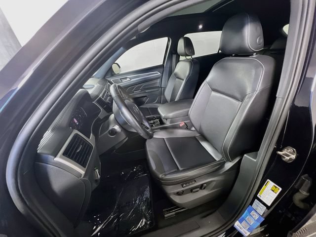 Used 2020 Volkswagen Atlas Cross Sport SEL R-Line w/ Cross Sport MDO Package AWD/4WD image 10