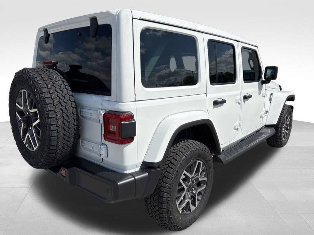 New 2026 Jeep Wrangler Unlimited Sahara AWD/4WD image 4