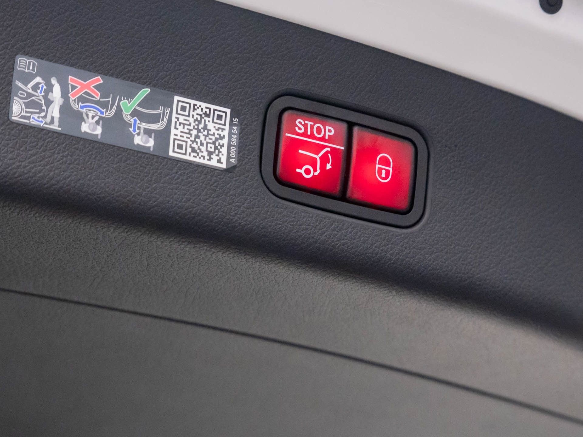 New 2026 Mercedes-Benz GLC 300 4MATIC image 35