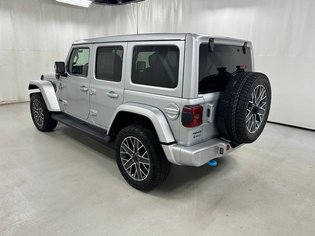 Used 2024 Jeep Wrangler High Altitude AWD/4WD image 7