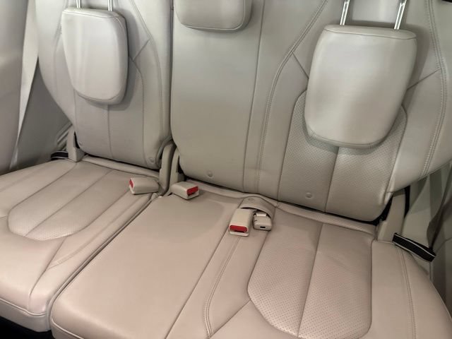 Used 2020 Chrysler Pacifica Touring-L Plus w/ Tire & Wheel Group FWD image 28