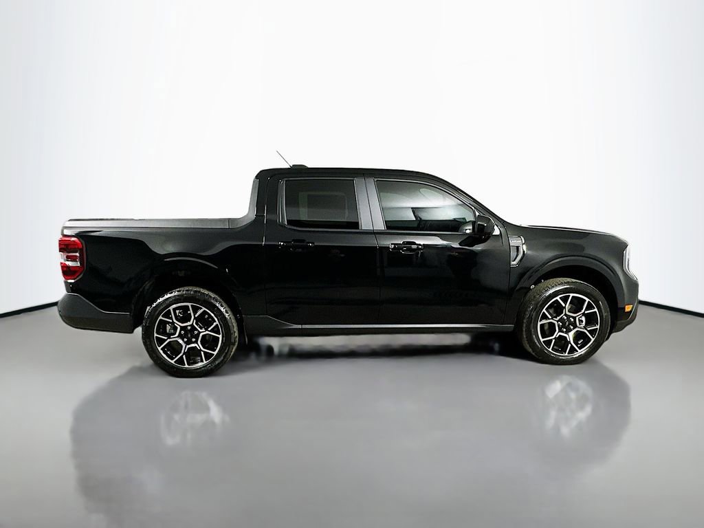 Used 2025 Ford Maverick Lariat AWD/4WD image 7