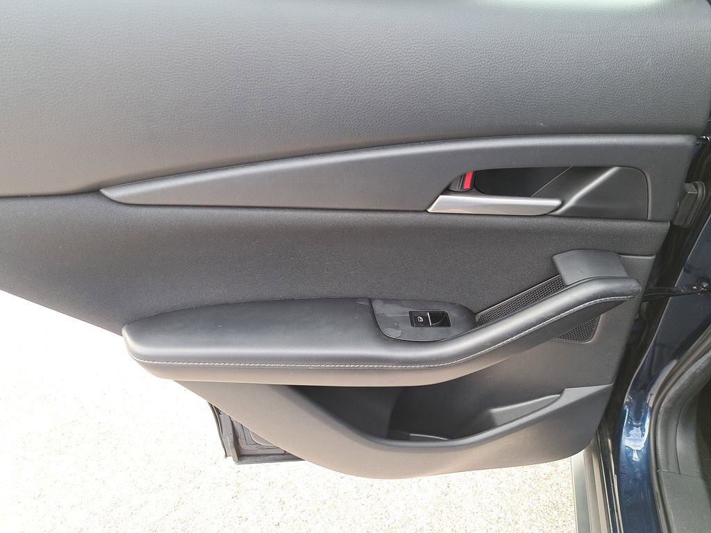 Used 2022 MAZDA CX-30 AWD 2.5 S image 7