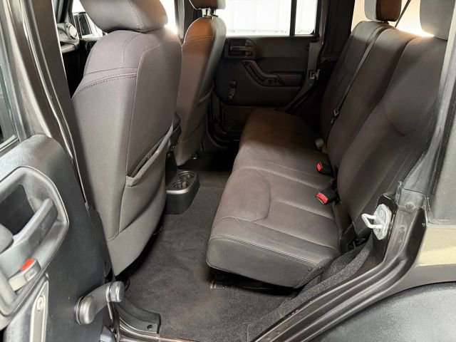 Used 2014 Jeep Wrangler Unlimited Sport w/ Connectivity Group image 10
