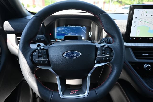Used 2025 Ford Explorer ST AWD/4WD image 49