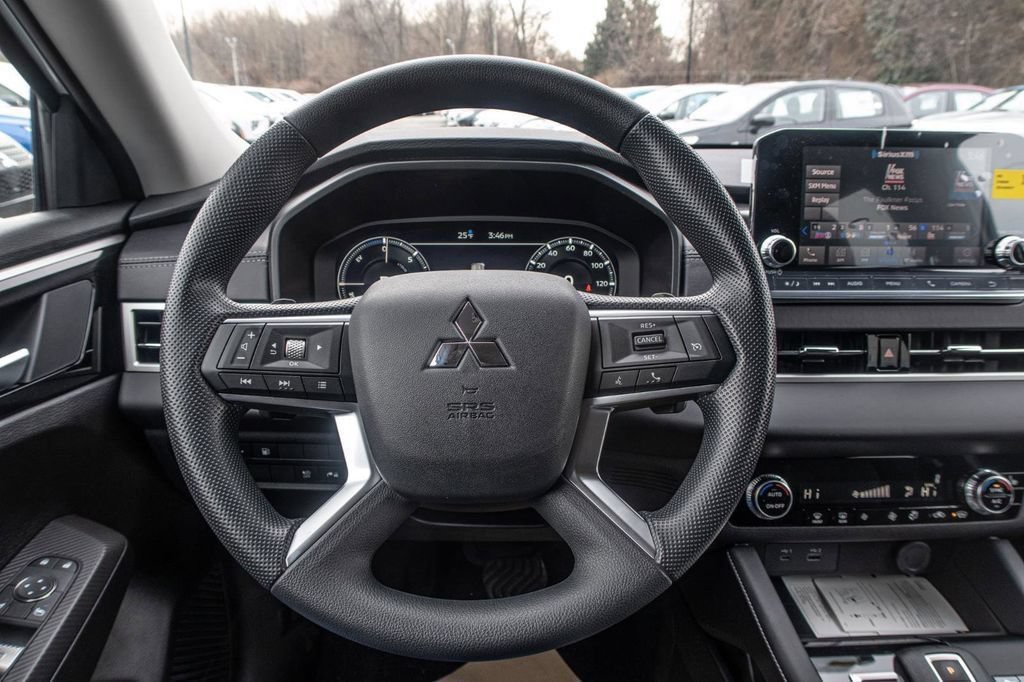 New 2025 Mitsubishi Outlander ES AWD/4WD image 25