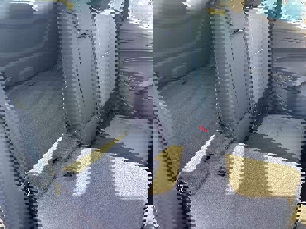 Used 2015 Ford Escape SE image 48