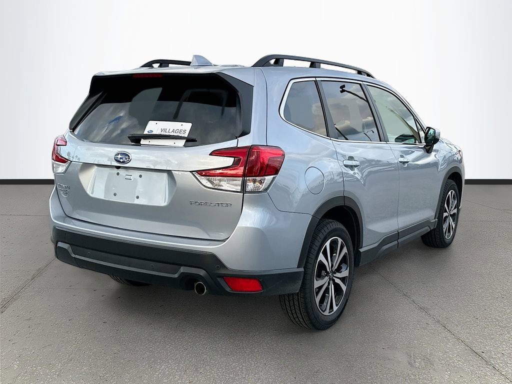 Used 2023 Subaru Forester Limited image 7