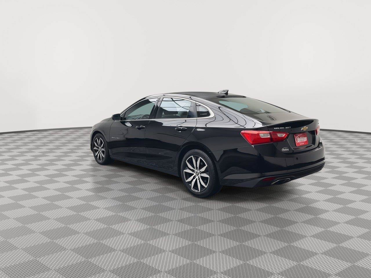 Used 2016 Chevrolet Malibu LT FWD image 33