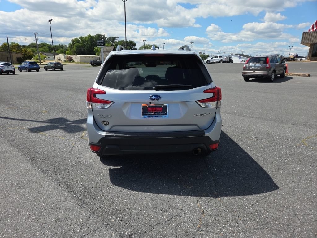 Used 2020 Subaru Forester Limited w/ Popular Package #3 AWD/4WD image 3