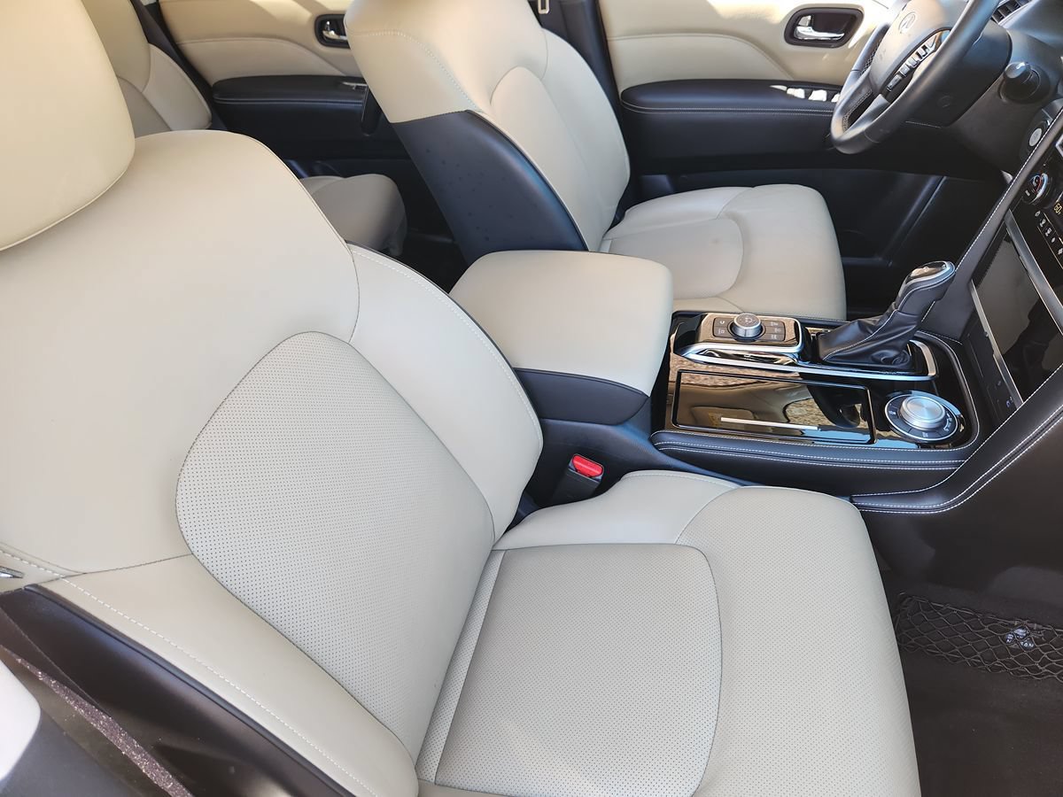 Used 2024 INFINITI QX80 Premium Select w/ Cargo Package AWD/4WD image 32