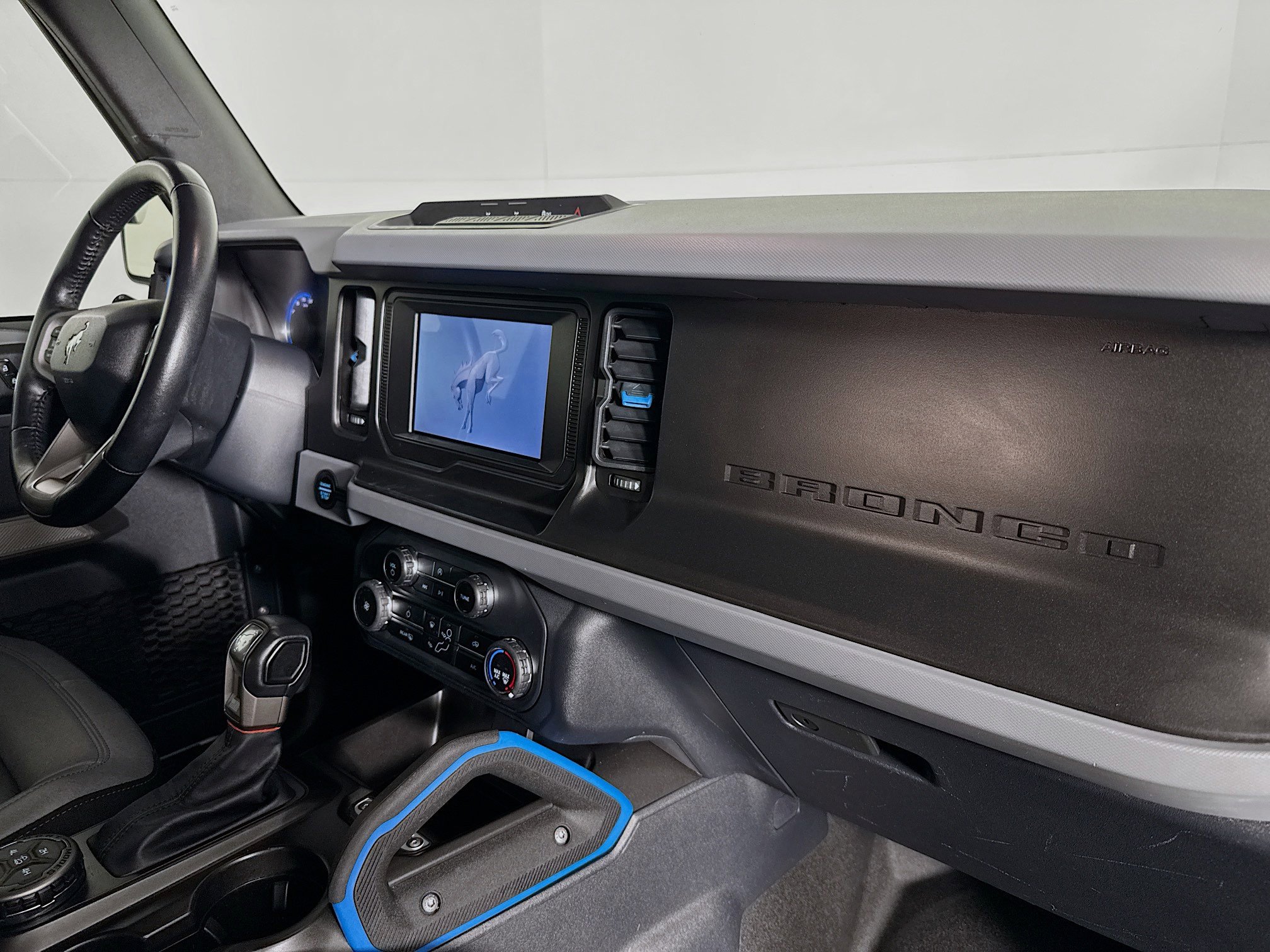 Used 2023 Ford Bronco Black Diamond image 29