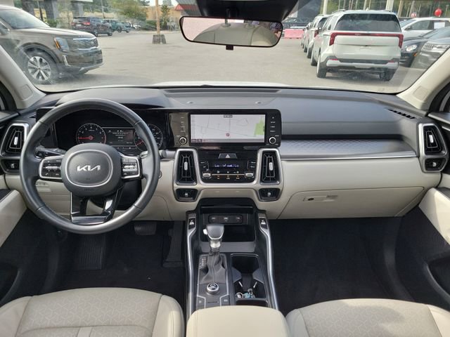 Used 2022 Kia Sorento S w/ Panoramic Sunroof Package FWD image 27