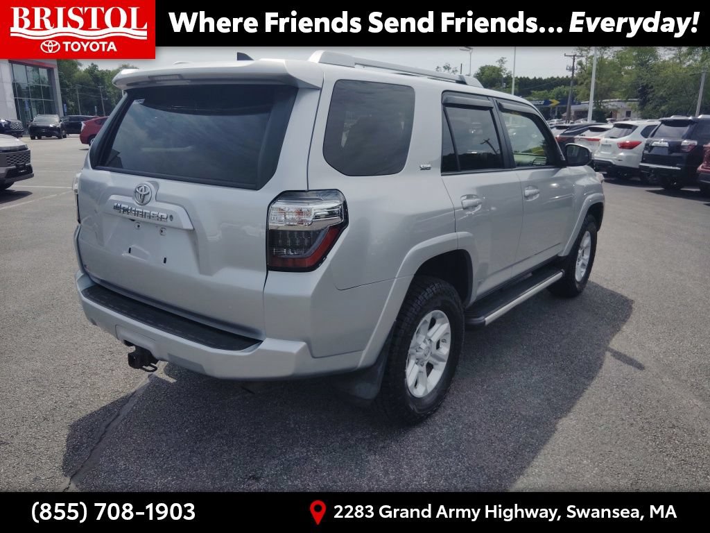 Used 2016 Toyota 4Runner SR5 w/ Four Season Floor Mat Package AWD/4WD image 7