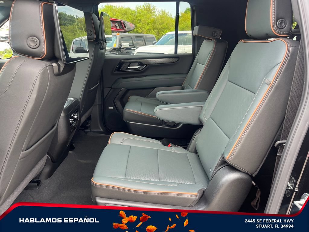 New 2026 GMC Yukon XL AT4 w/ AT4 Premium Plus Package AWD/4WD image 11