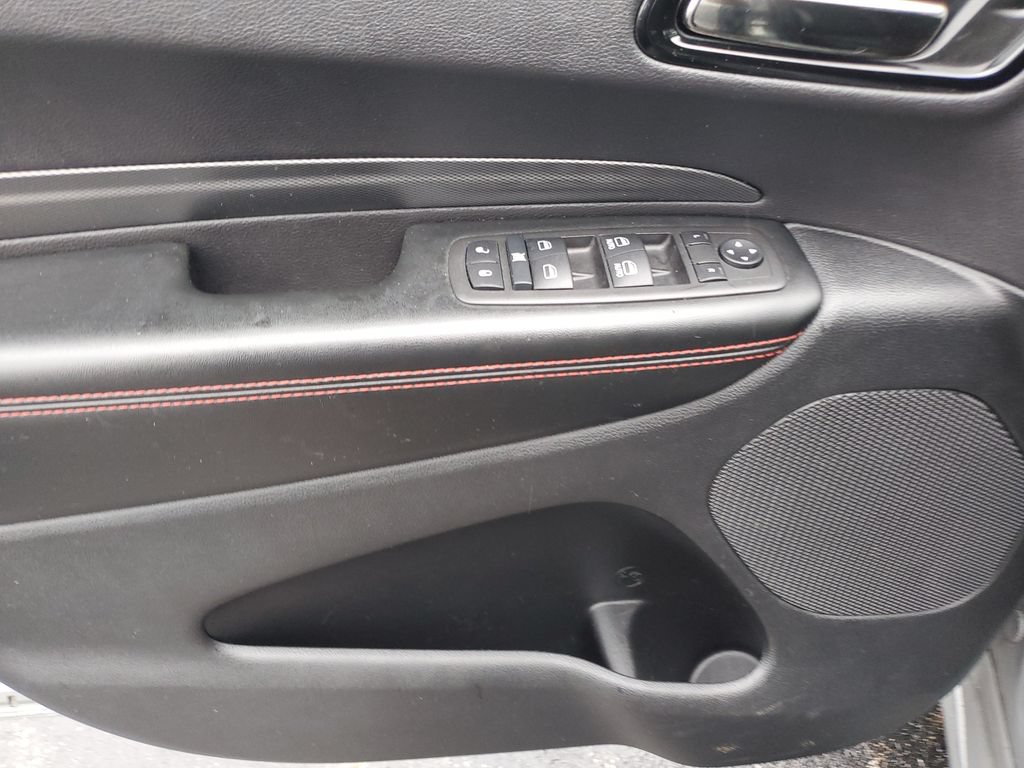 Certified 2025 Dodge Durango R/T w/ Blacktop Package AWD/4WD image 20
