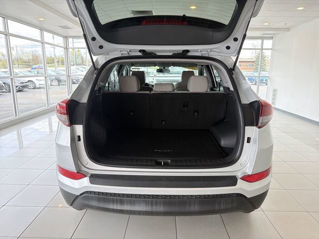 Used 2016 Hyundai Tucson SE image 15