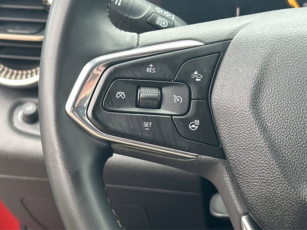 Used 2024 Chevrolet Trax ACTIV image 32