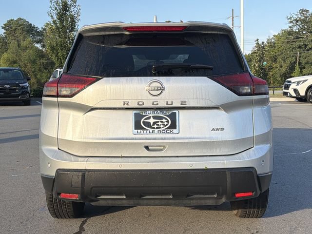 Used 2025 Nissan Rogue SV AWD/4WD image 6