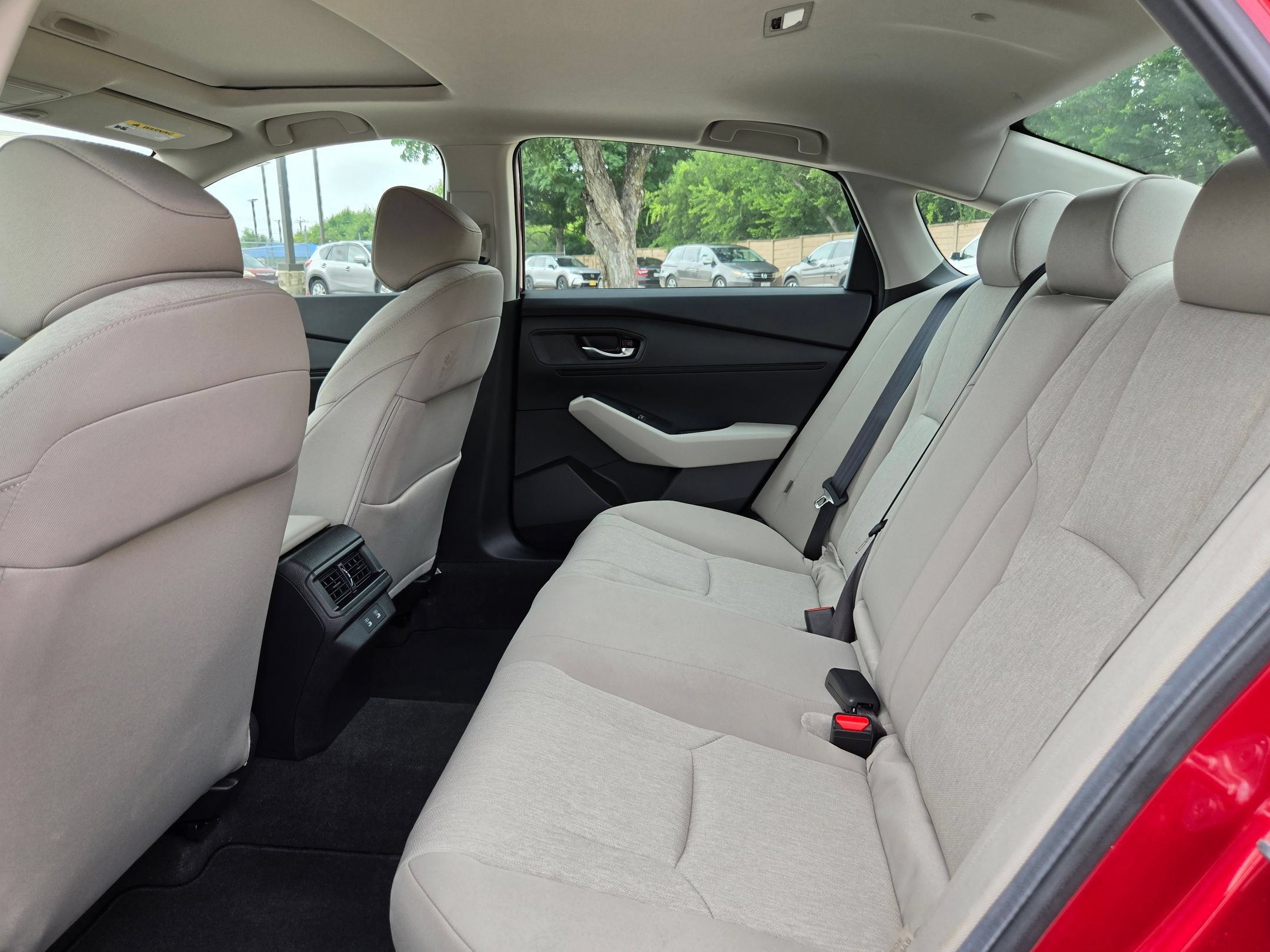 Used 2025 Honda Accord SE image 14