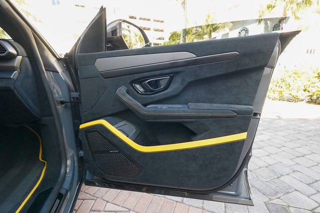 Used 2023 Lamborghini Urus Performante image 86
