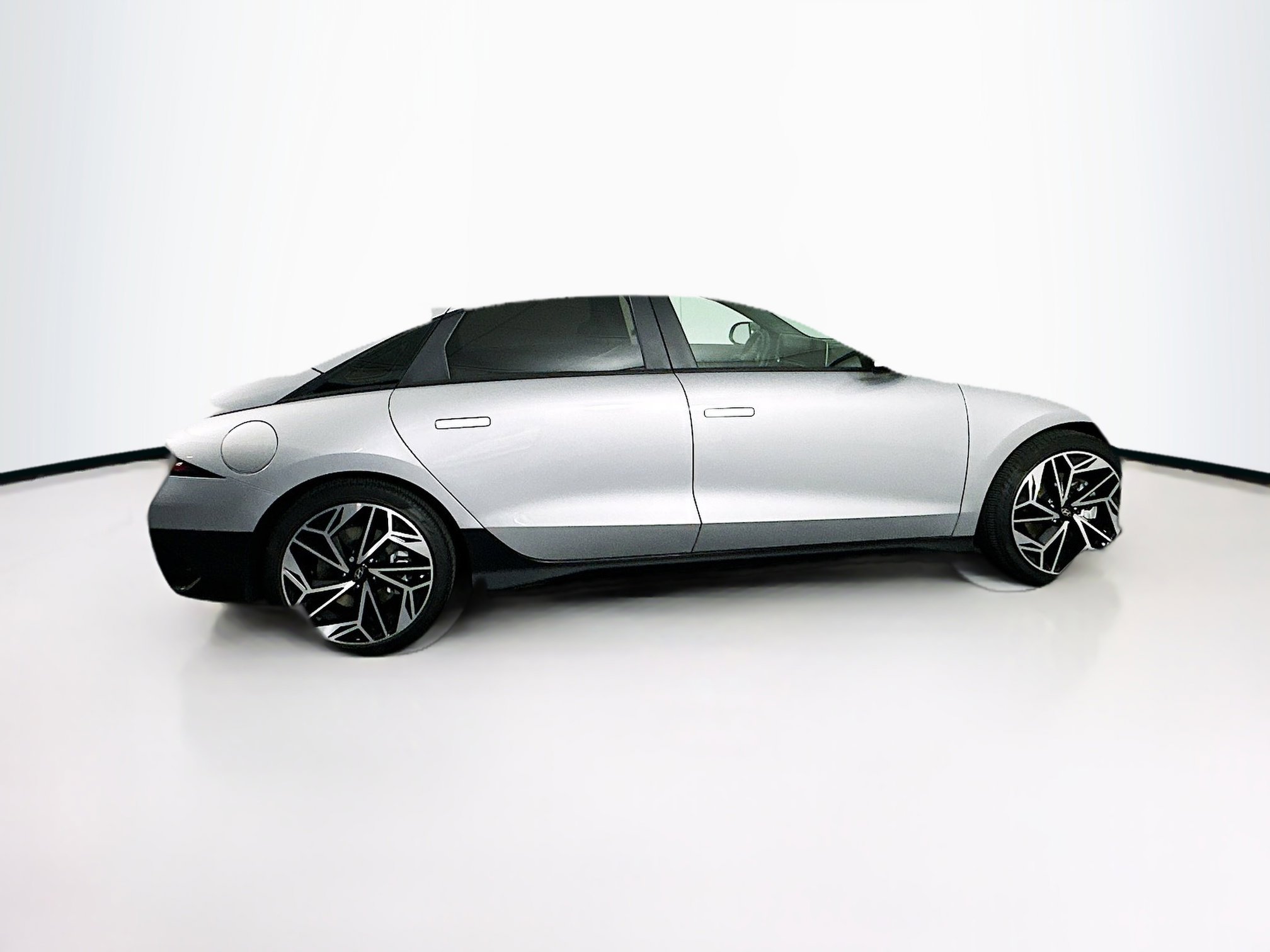 Used 2024 Hyundai Ioniq 6 SEL RWD image 10
