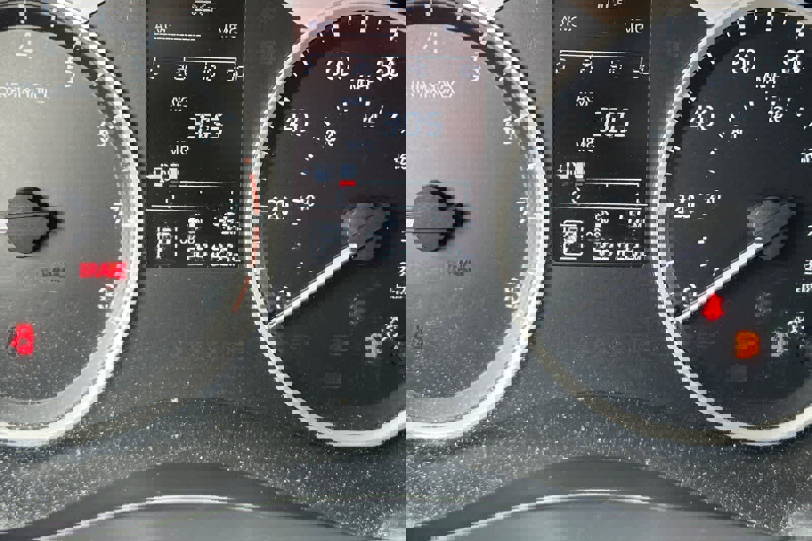 Used 2021 Nissan Kicks S image 24