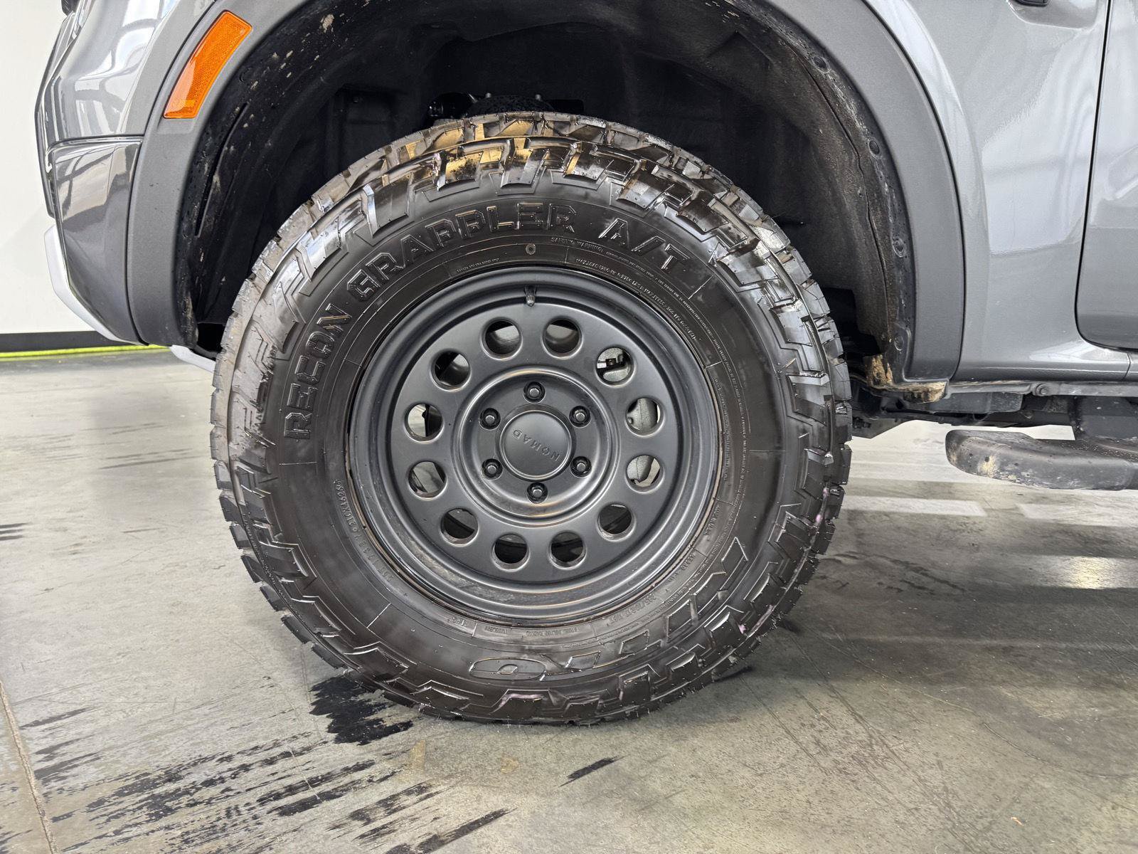 Used 2025 Ford Ranger XLT AWD/4WD image 10